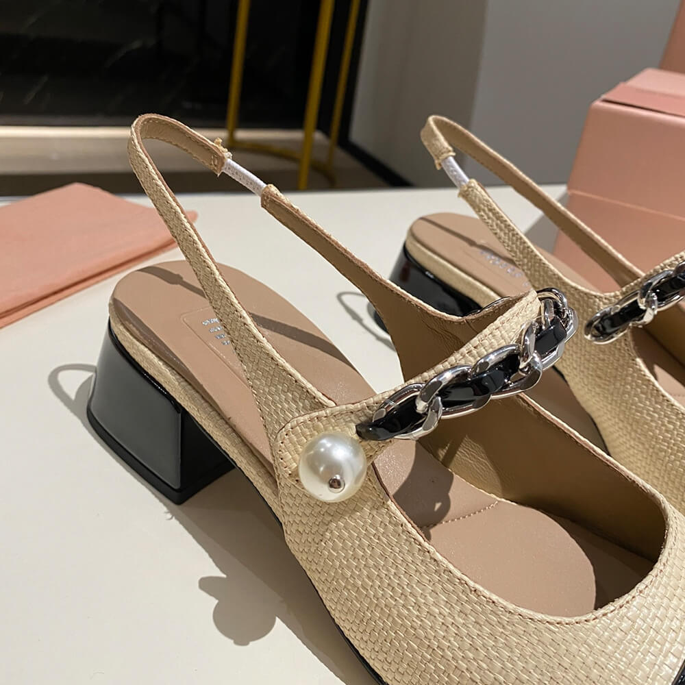 MIUMIU Patent leather and raffia slingback pumps