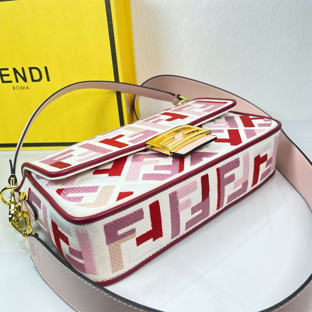 Fendi Baguette