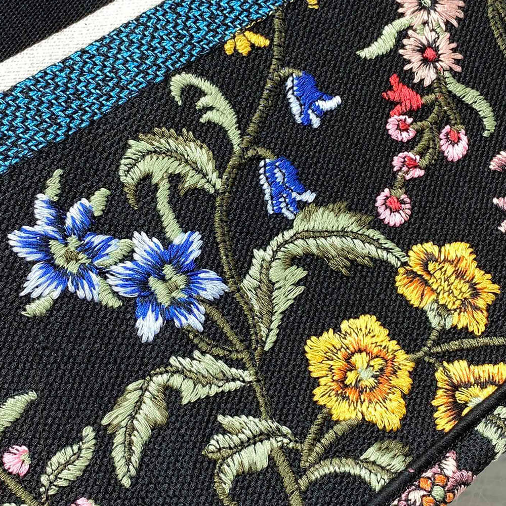 LARGE DIOR BOOK TOTE